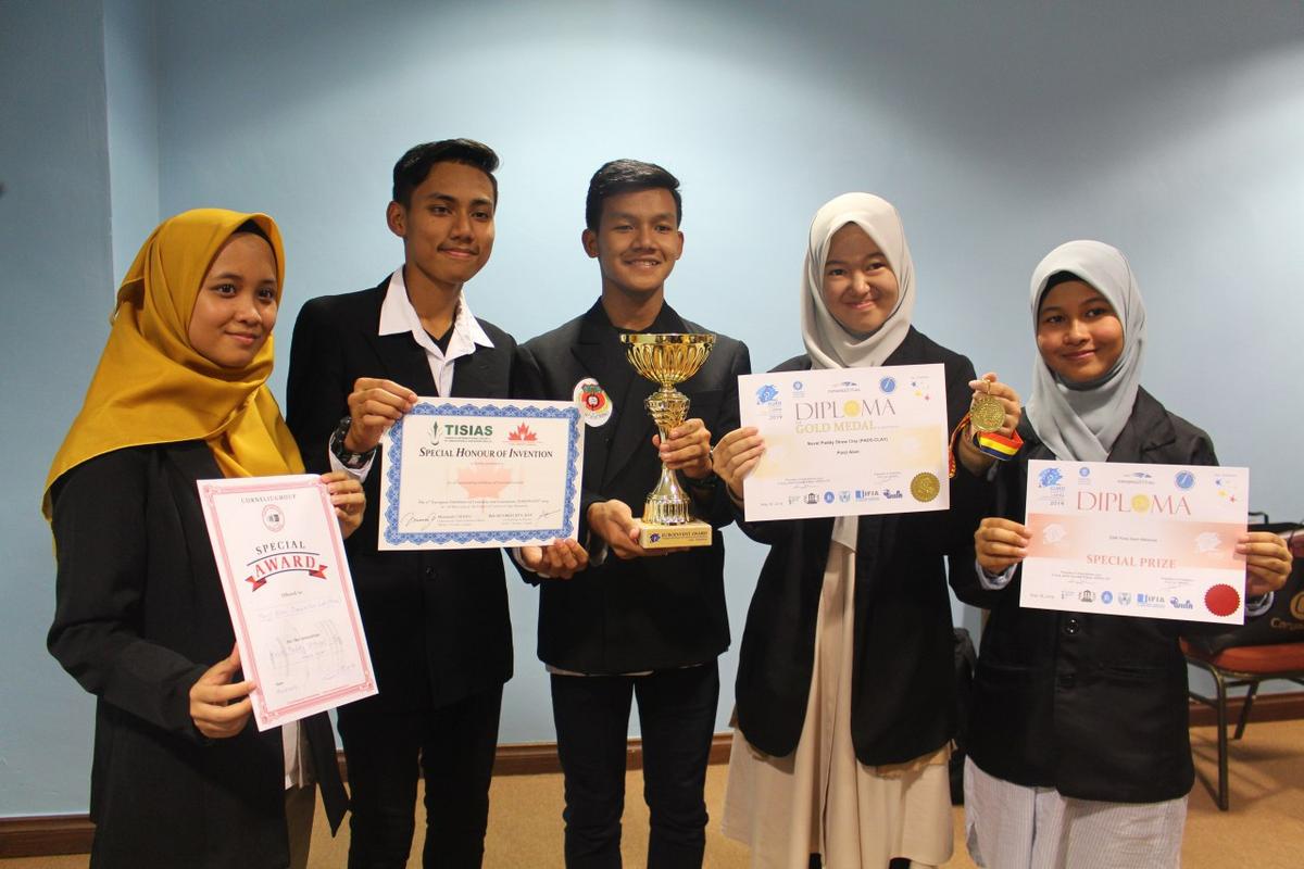 5 Terengganu Students Beat 100 Countries To Win Top Award In European Exhibition